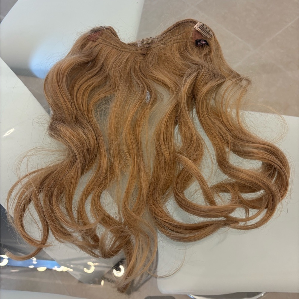 Elegant Wavy Three Layers Clip On Hair Extension in Dark Blond . - Picture 7 of 7